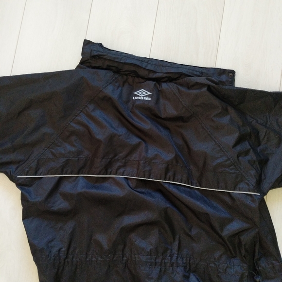 Umbro Soccer Rain Jacket - Picture 11 of 16